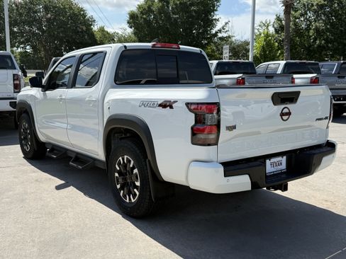Used 2022 Nissan Frontier PRO-4X AWD/4WD image 7