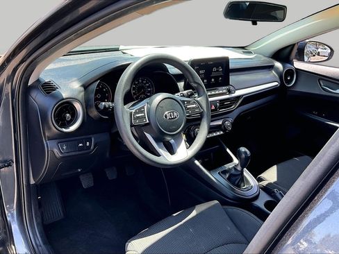 Used 2019 Kia Forte Sedan FWD image 12