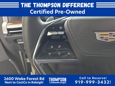 Certified 2025 Cadillac Escalade ESV Sport Platinum AWD/4WD image 17
