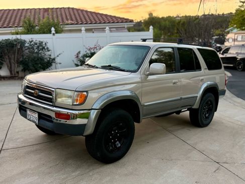 Used 1997 Toyota 4Runner Limited image 38