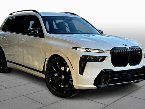 Used 2024 BMW X7 M60i w/ Executive Package image 2