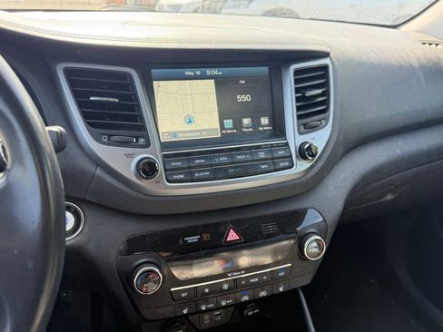 Used 2016 Hyundai Tucson Limited FWD image 16
