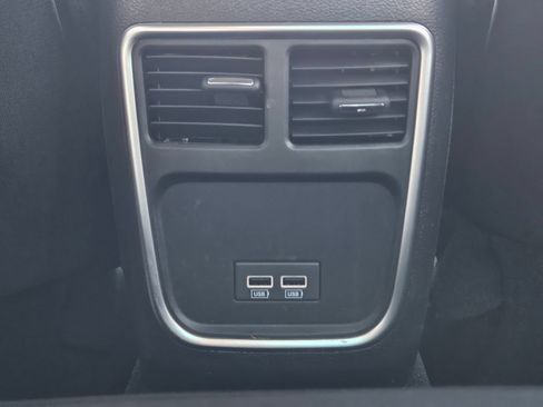 Used 2023 Dodge Charger SXT RWD image 28
