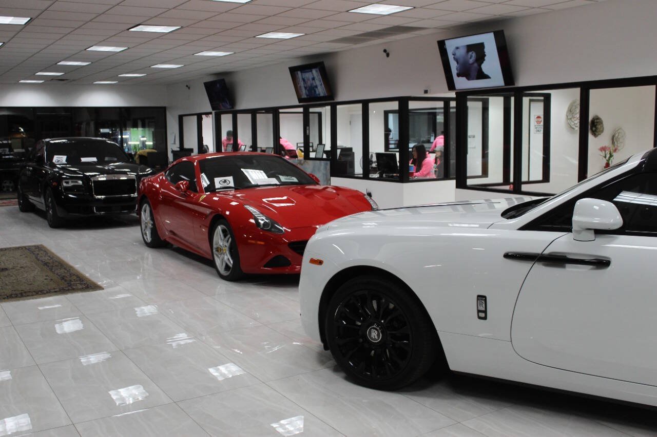 Used 2019 Rolls-Royce Ghost RWD image 35