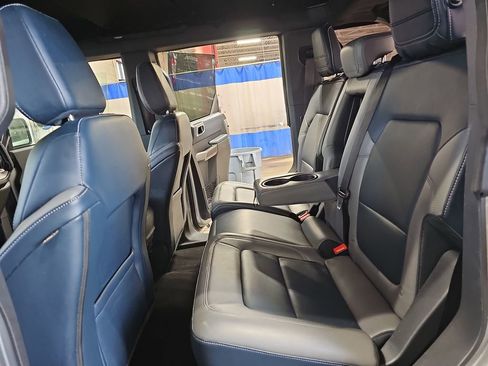 Used 2021 Ford Bronco Outer Banks image 13