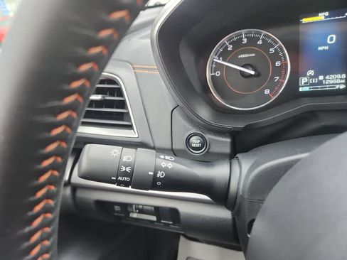 Used 2023 Subaru Crosstrek 2.5i Limited w/ Moonroof Package image 30