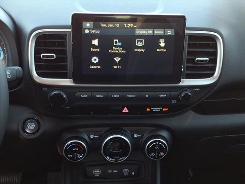 New 2026 Hyundai Venue SEL image 10