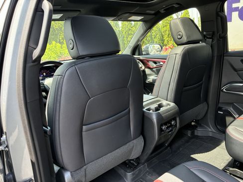 New 2026 Chevrolet Traverse RS FWD image 16