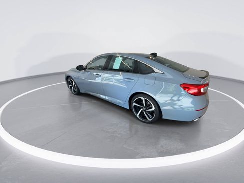 Used 2022 Honda Accord Sport image 5