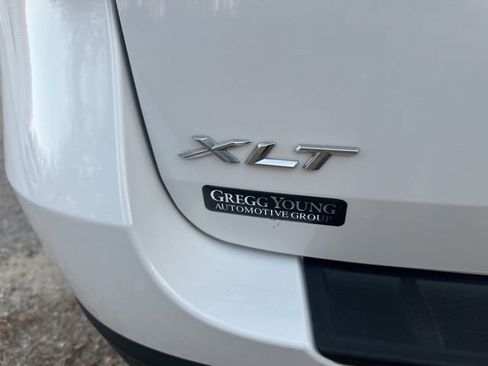 Used 2021 Ford Explorer XLT image 13