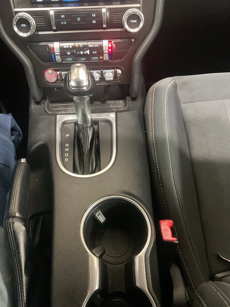Used 2019 Ford Mustang Coupe w/ Equipment Group 101A RWD image 19