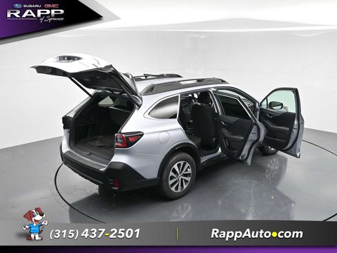 Used 2022 Subaru Outback Premium AWD/4WD image 27