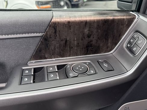 New 2026 Ford F250 Lariat w/ FX4 Off-Road Package AWD/4WD image 9