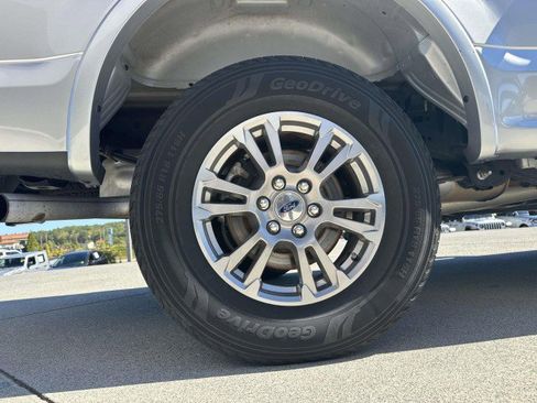 Used 2020 Ford F150 Lariat image 17