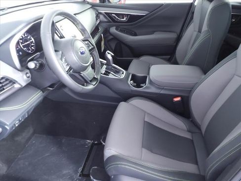 Used 2025 Subaru Outback Onyx Edition image 7