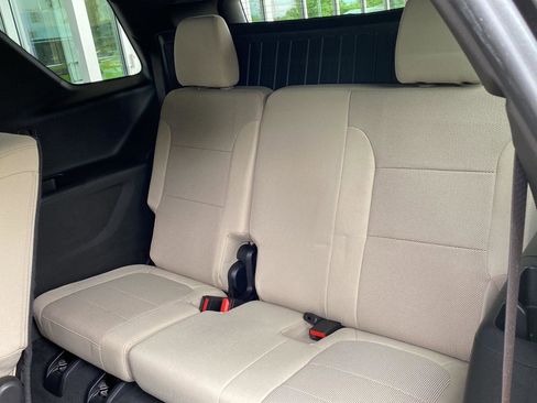 Used 2023 Chevrolet Traverse LS w/ Midnight/Sport Edition FWD image 19