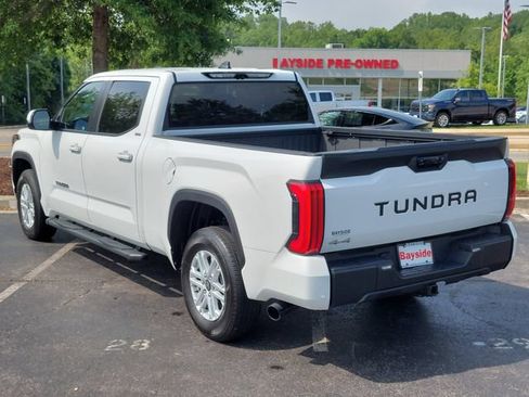 Used 2025 Toyota Tundra SR5 w/ SR5 Premium Package AWD/4WD image 15