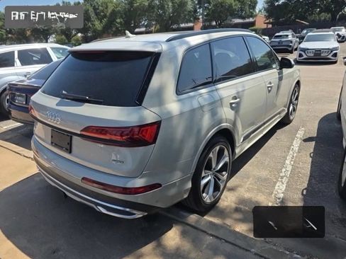 Used 2023 Audi Q7 3.0T Prestige w/ Prestige Package AWD/4WD image 2