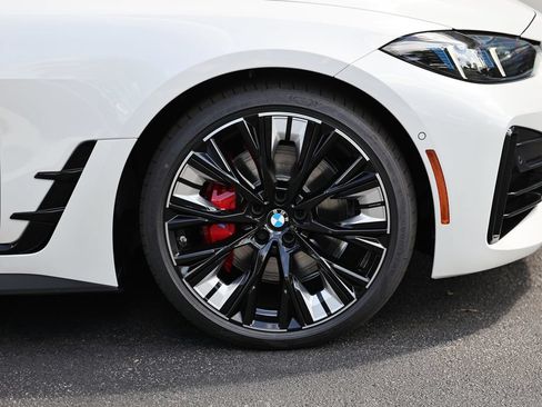 New 2026 BMW 440i xDrive w/ Premium Package AWD/4WD image 4