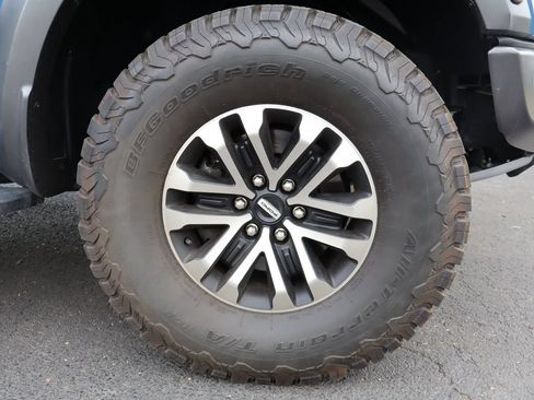 Used 2019 Ford F150 Raptor w/ Equipment Group 801A Mid AWD/4WD image 42