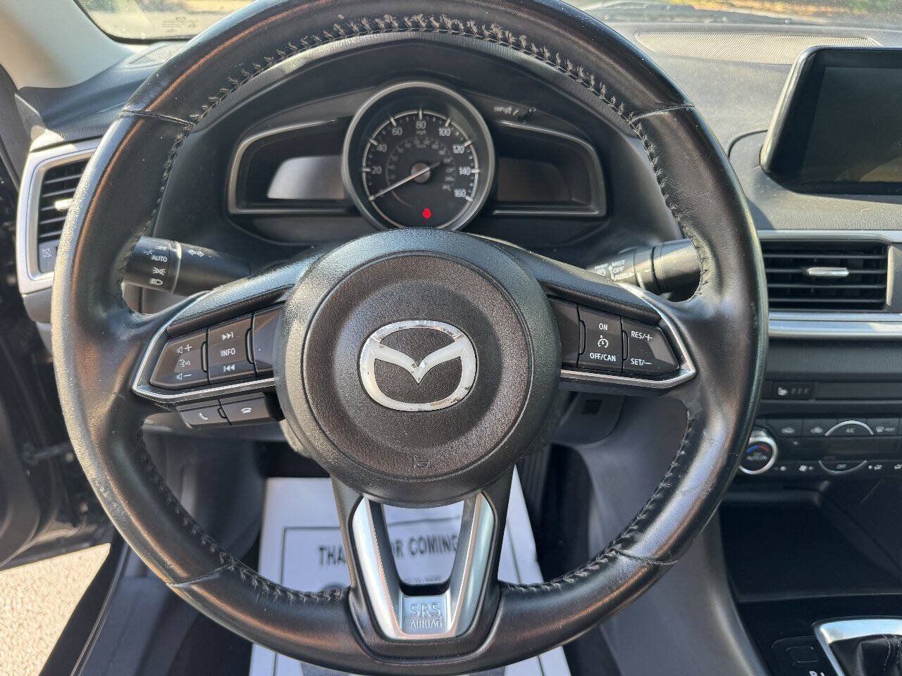 Used 2018 MAZDA MAZDA3 Touring FWD image 9