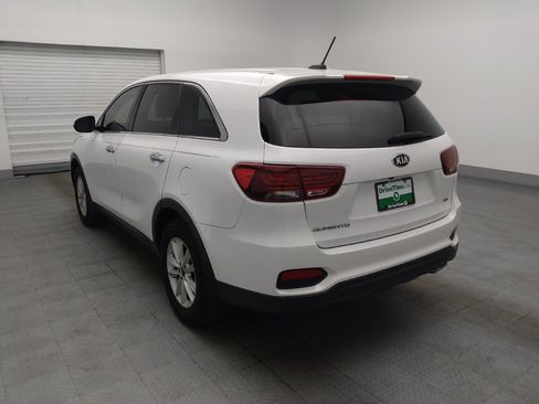 Used 2020 Kia Sorento L FWD image 5