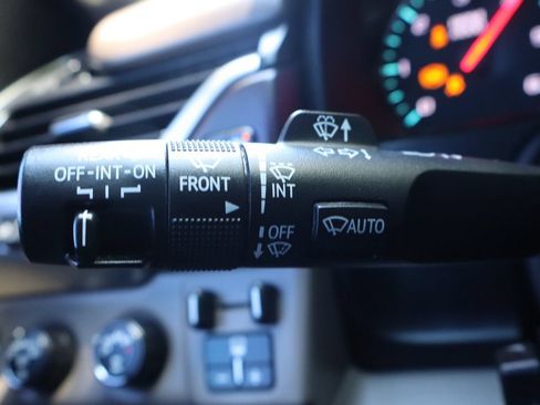 Used 2020 Chevrolet Tahoe Premier AWD/4WD image 34