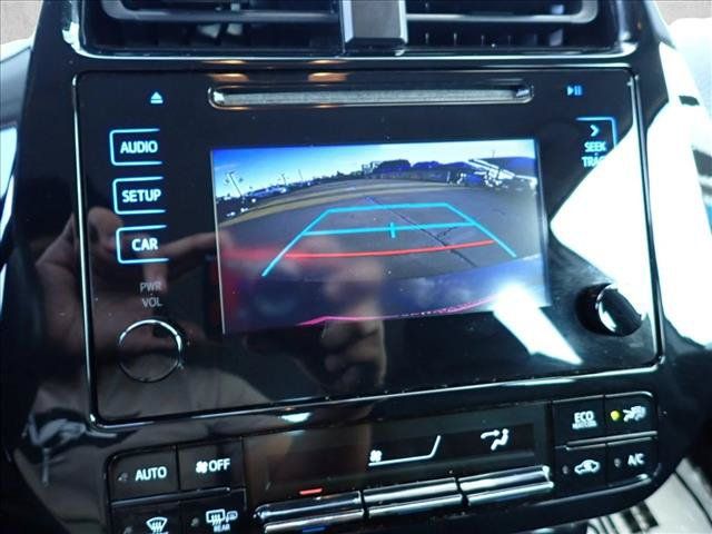 Used 2019 Toyota Prius LE FWD image 19