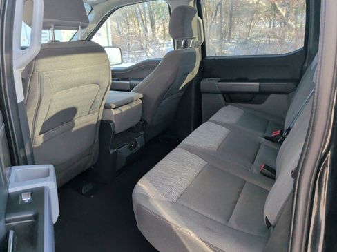 Certified 2022 Ford F150 XLT w/ Equipment Group 302A High image 11