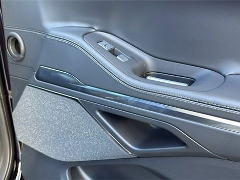 New 2025 Lincoln Navigator Reserve w/ Jet Appearance Package image 10