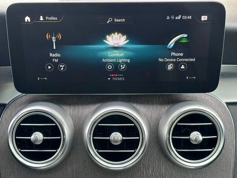 Used 2021 Mercedes-Benz GLC 300 4MATIC image 21