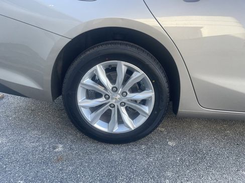 Used 2024 Chevrolet Malibu LT image 32