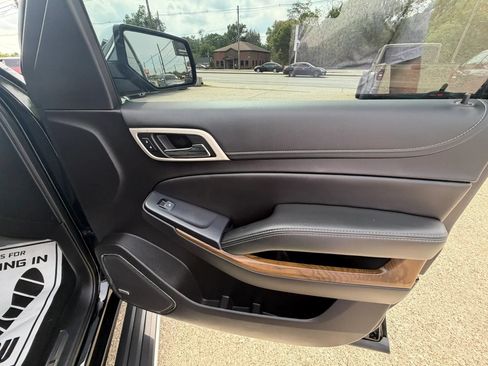 Used 2018 GMC Yukon Denali w/ Denali Ultimate Package RWD image 13