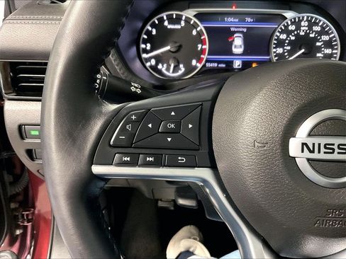 Used 2021 Nissan Sentra SV FWD image 22
