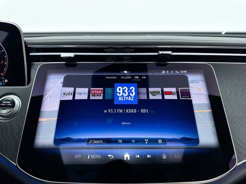 Used 2024 Mercedes-Benz E 350 4MATIC Sedan image 6