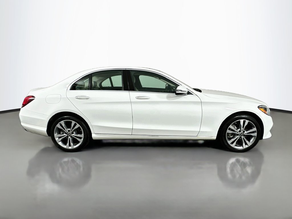 Used 2021 Mercedes-Benz C 300 4MATIC Sedan image 4
