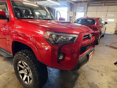 Used 2022 Toyota 4Runner TRD Off-Road Premium image 28
