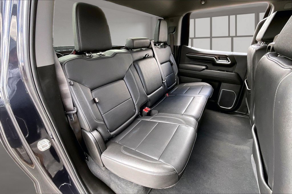 Used 2025 GMC Sierra 1500 SLT RWD image 25