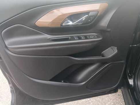 Used 2021 GMC Terrain SLE w/ Driver Convenience Package image 15