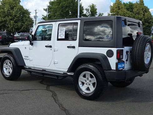 Used 2016 Jeep Wrangler Unlimited Sport w/ Quick Order Package 24S AWD/4WD image 6
