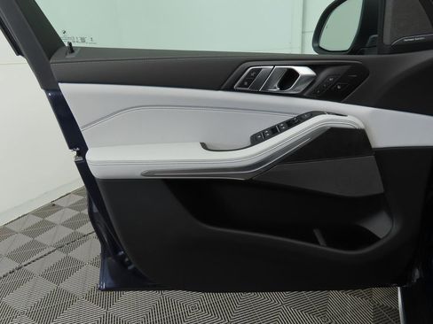 Certified 2026 BMW X5 sDrive40i w/ Climate Comfort Package image 25