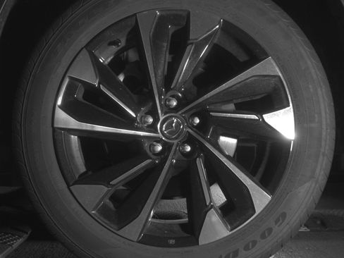 Used 2025 MAZDA CX-50 2.5 Hybrid w/ Premium Plus Pkg image 14