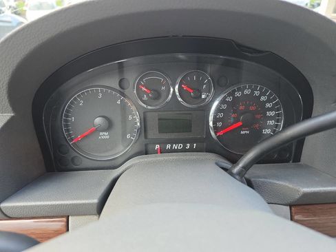 Used 2004 Ford Freestar SEL image 16