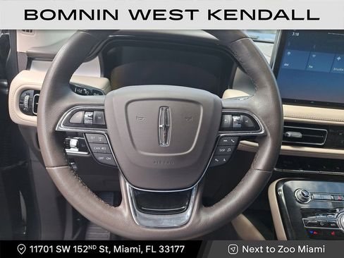 Used 2023 Lincoln Nautilus AWD w/ Premium Package image 24