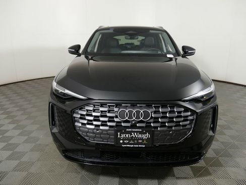 New 2025 Audi Q5 Premium Plus image 25