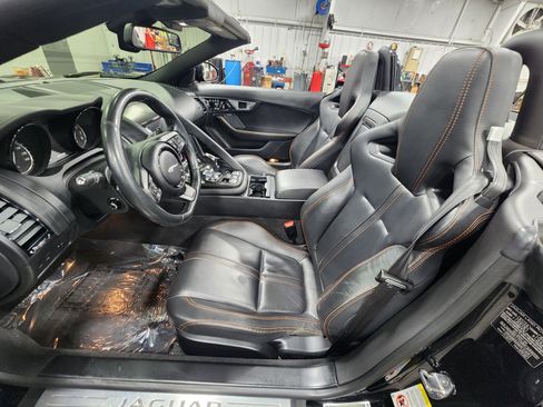 Used 2016 Jaguar F-TYPE Convertible image 20