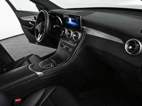Certified 2022 Mercedes-Benz GLC 300 image 24