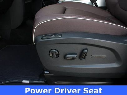 New 2025 Volkswagen ID. Buzz Pro S