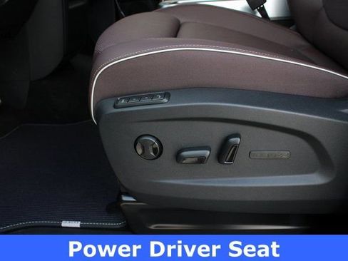 New 2025 Volkswagen ID. Buzz Pro S image 4