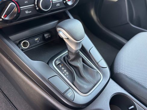 Certified 2023 Kia Soul LX w/ LX Technology Package image 11